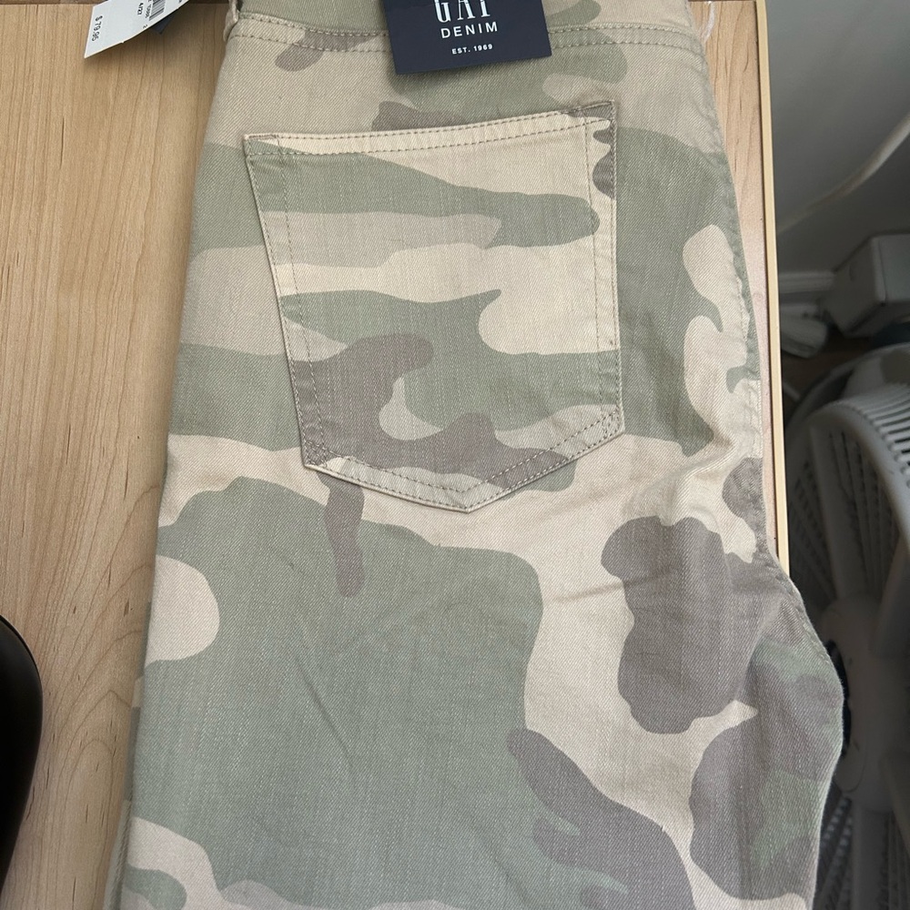GAP Beige and Olive Camo Skinny Jeans